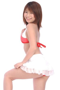 日本乳妇给男子吃奶